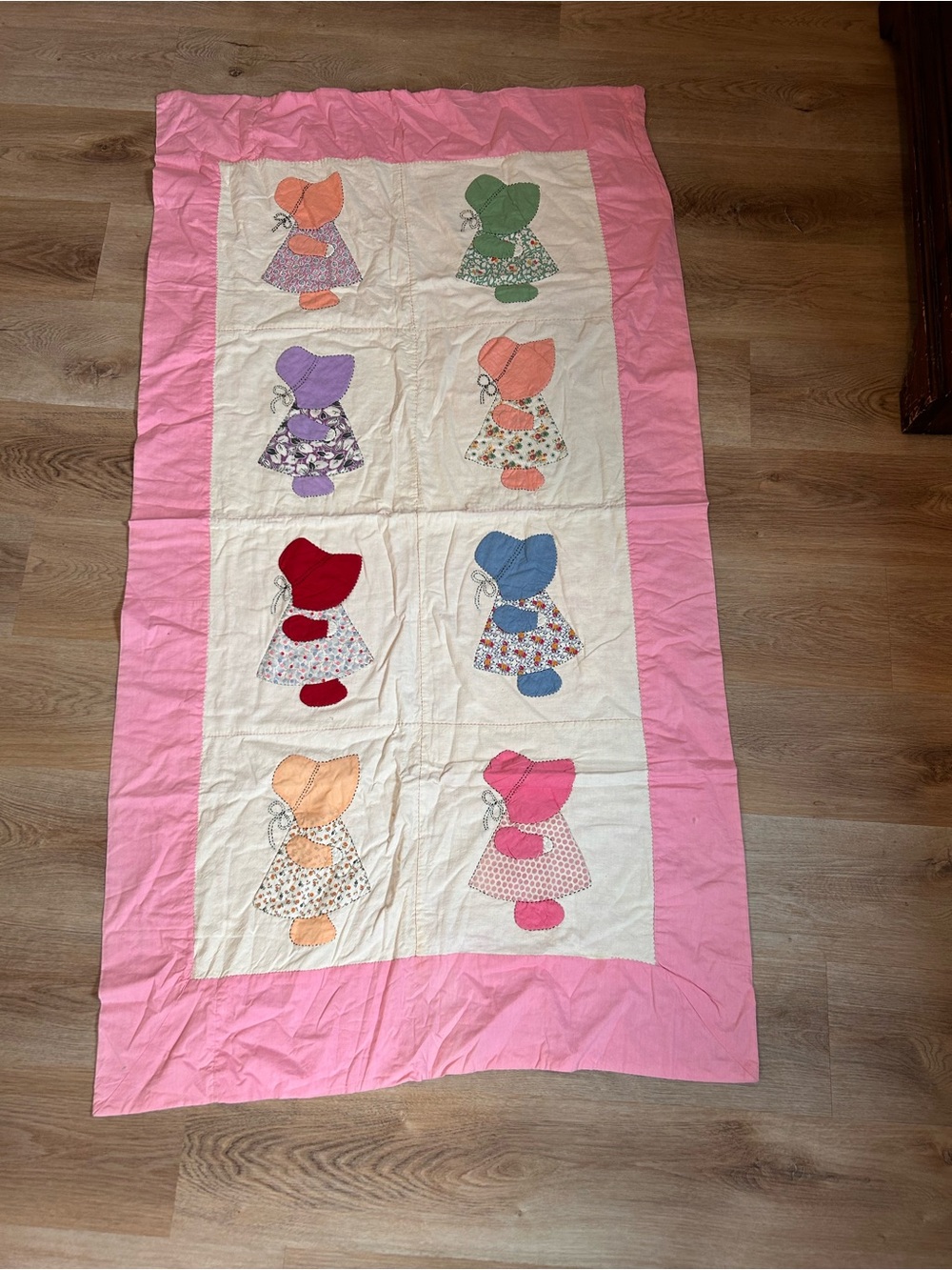 Handmade Vintage Patchwork Sunbonnet Sue Quilt